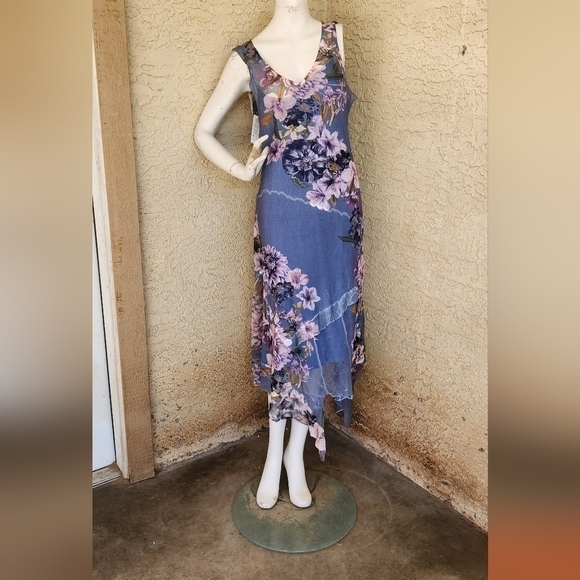 KOMAROV Tiered Hem‎ - Picture 7 of 9